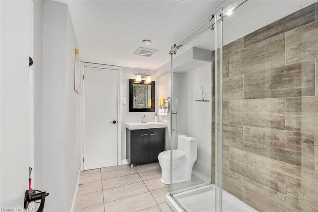 Lower level bathroom in-suite  privilege | Image 35