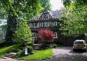 28 Pinedale Rd, House detached with 5 bedrooms, 5 bathrooms and 3 parking in Toronto ON | Image 1