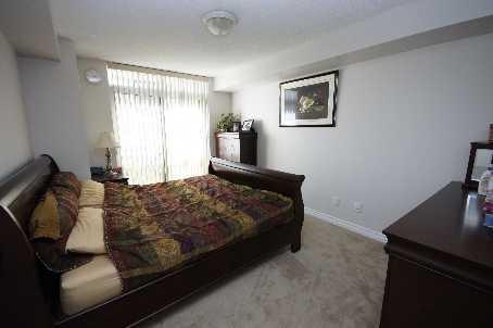 310 - 5229 Dundas St W, Condo with 2 bedrooms, 2 bathrooms and 1 parking in Toronto ON | Image 6