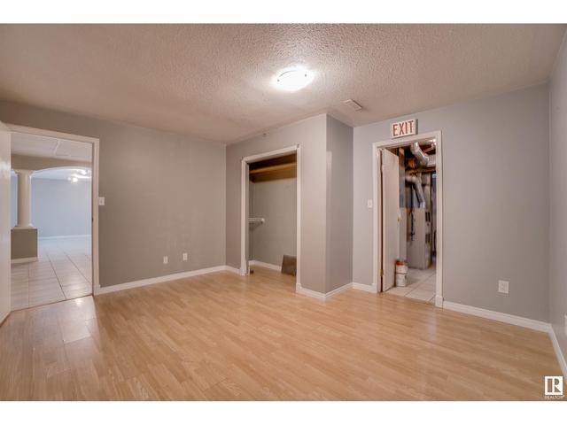10315 75 St Nw, House detached with 4 bedrooms, 3 bathrooms and 5 parking in Edmonton AB | Image 36