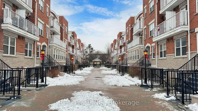 11 - 37 Four Winds Dr, Townhouse with 2 bedrooms, 1 bathrooms and 0 parking in Toronto ON | Image 23