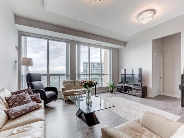 Uph09 - 23 Lorraine Dr, Condo with 2 bedrooms, 2 bathrooms and 1 parking in Toronto ON | Image 4