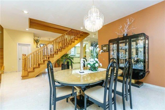 239 Maple Leaf Dr, House detached with 4 bedrooms, 6 bathrooms and 4 parking in Toronto ON | Image 5