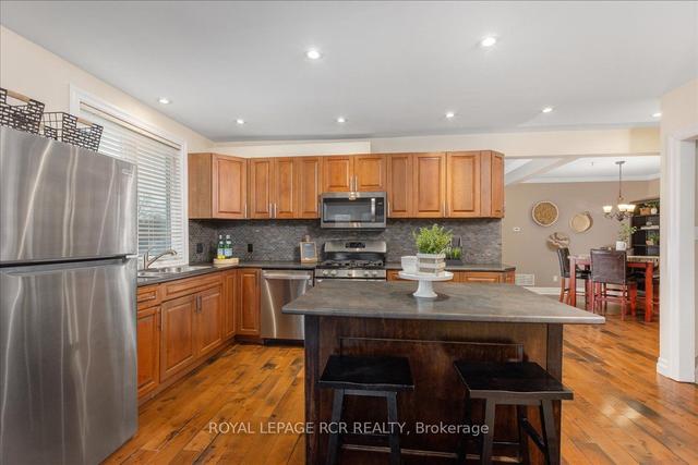 19214 Holland Landing Rd, House detached with 4 bedrooms, 3 bathrooms and 10 parking in East Gwillimbury ON | Image 6