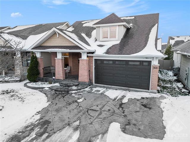 368 Farincourt Crescent, House detached with 4 bedrooms, 4 bathrooms and 4 parking in Ottawa ON | Card Image