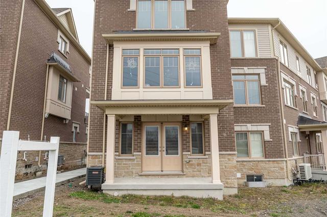 30 Ambereen Pl, House attached with 4 bedrooms, 5 bathrooms and 3 parking in Clarington ON | Image 20