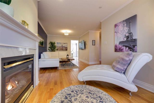 th6 - 26 Twenty Ninth St, House attached with 3 bedrooms, 2 bathrooms and 2 parking in Toronto ON | Image 33