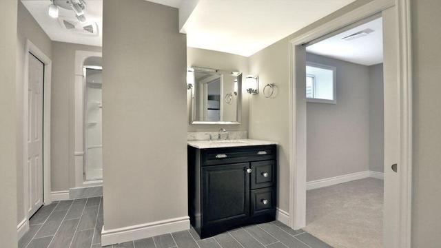1523 Princeton Cres, House detached with 3 bedrooms, 4 bathrooms and 2 parking in Oakville ON | Image 20