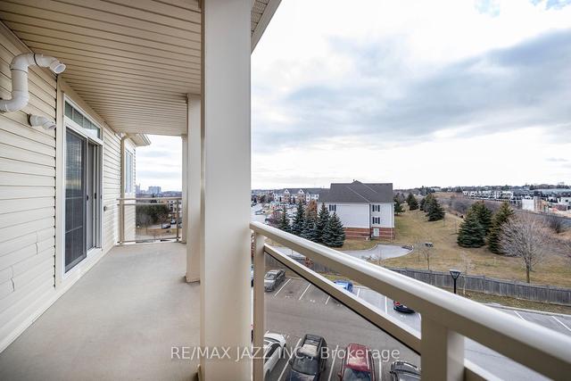 414 - 84 Aspen Springs Dr, Condo with 1 bedrooms, 1 bathrooms and 1 parking in Clarington ON | Image 4
