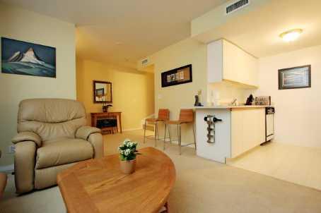 th2 - 98 Redpath Ave, Townhouse with 2 bedrooms, 2 bathrooms and 1 parking in Toronto ON | Image 3