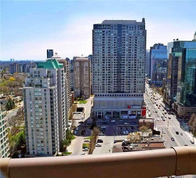 2807 - 18 Parkview Ave, Condo with 3 bedrooms, 2 bathrooms and 1 parking in Toronto ON | Image 6