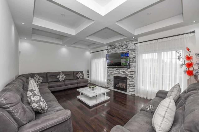 26 Bakersfield Rd, House detached with 5 bedrooms, 5 bathrooms and 9 parking in Brampton ON | Image 14