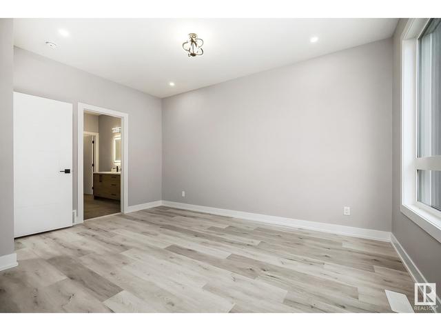 10507 63 Av Nw, House detached with 5 bedrooms, 3 bathrooms and 4 parking in Edmonton AB | Image 28