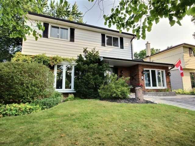 21 Carole St, House detached with 4 bedrooms, 2 bathrooms and 4 parking in Halton Hills ON | Image 2