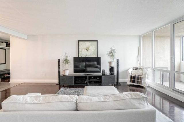 810 - 714 The West Mall, Condo with 2 bedrooms, 2 bathrooms and 1 parking in Toronto ON | Image 25