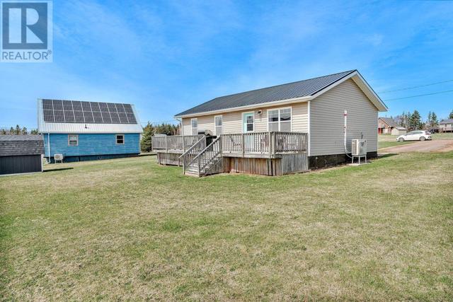 10 Heron Court, House detached with 3 bedrooms, 1 bathrooms and null parking in Stanley Bridge, Hope River, Bayview, Cavendish and North Rustico PE | Image 1