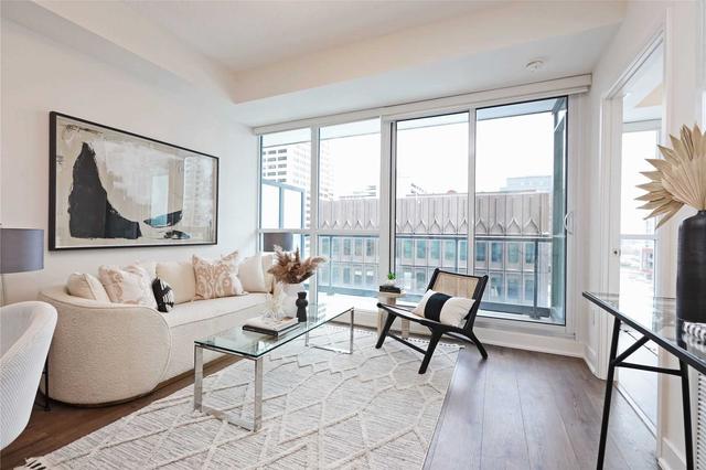 1004 - 30 Roehampton Ave, Condo with 1 bedrooms, 1 bathrooms and 0 parking in Toronto ON | Image 33