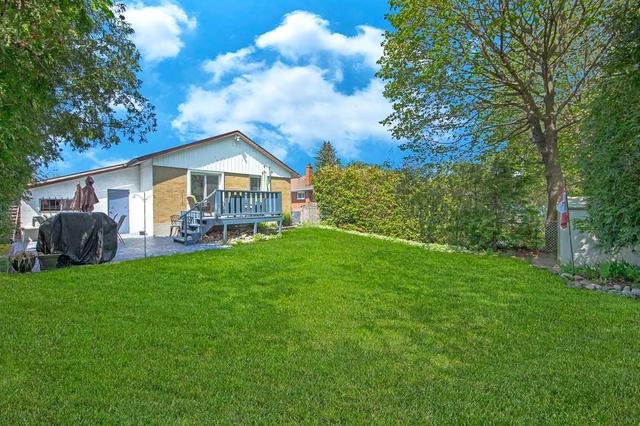 14 Golfhaven Dr, House detached with 3 bedrooms, 2 bathrooms and 4 parking in Toronto ON | Image 15