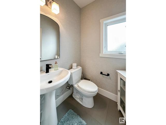 56 Orchard Co, House detached with 4 bedrooms, 3 bathrooms and 5 parking in St. Albert AB | Image 28