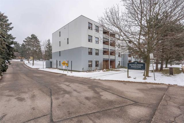 310 - 65 Silvercreek Pkwy N, Condo with 3 bedrooms, 2 bathrooms and 1 parking in Guelph ON | Image 1