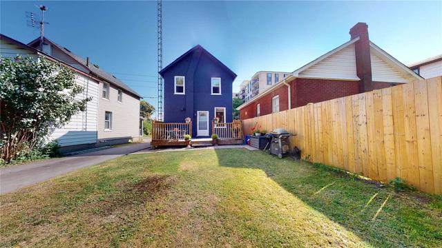 232 Albert St, House detached with 2 bedrooms, 2 bathrooms and 4 parking in Oshawa ON | Image 16