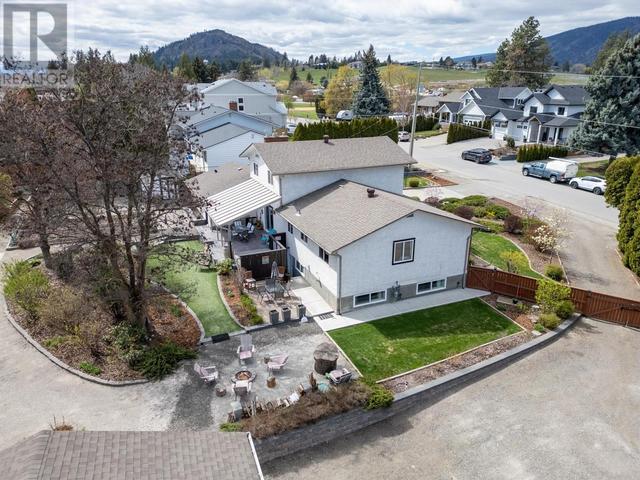 2401 Crestview Road, House detached with 5 bedrooms, 4 bathrooms and 5 parking in West Kelowna BC | Image 70