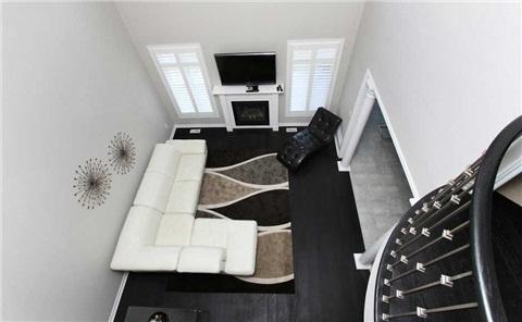 491 Hinchey Cres, House detached with 4 bedrooms, 4 bathrooms and 4 parking in Milton ON | Image 5