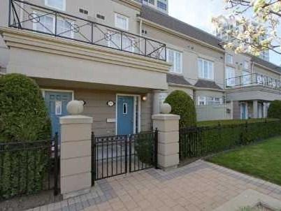 th 12 - 3 Rean Dr, Townhouse with 3 bedrooms, 3 bathrooms and 2 parking in Toronto ON | Image 1