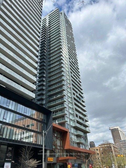 3303 - 50 Wellesley St E, Condo with 1 bedrooms, 1 bathrooms and 0 parking in Toronto ON | Image 1