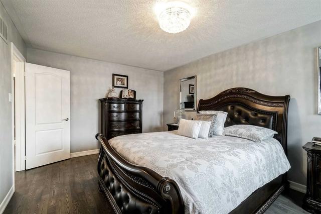28 Legend Lane, House detached with 2 bedrooms, 2 bathrooms and 6 parking in Brampton ON | Image 15