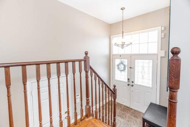 110 Diana Way, House detached with 2 bedrooms, 3 bathrooms and 4 parking in Barrie ON | Image 28