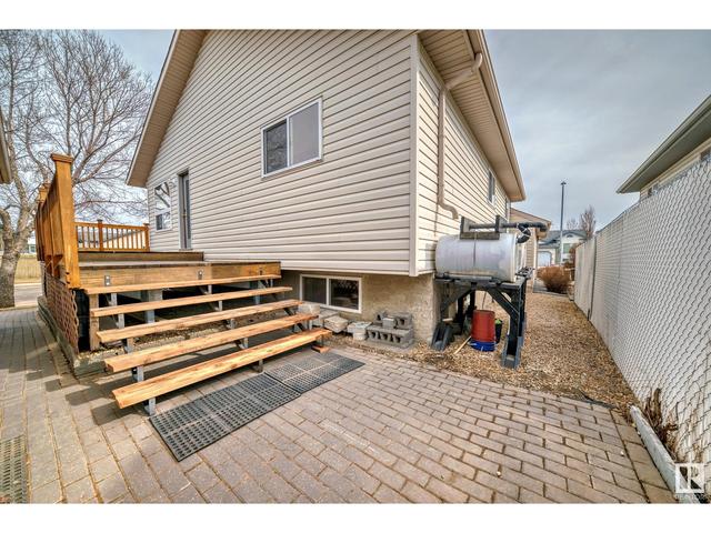 13806 130 Av Nw, House detached with 3 bedrooms, 2 bathrooms and null parking in Edmonton AB | Image 37