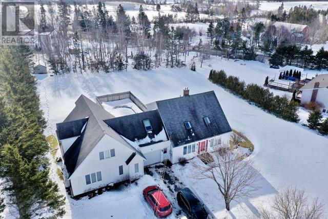 6 Fox Run Drive, House detached with 6 bedrooms, 4 bathrooms and null parking in Charlottetown PE | Image 37