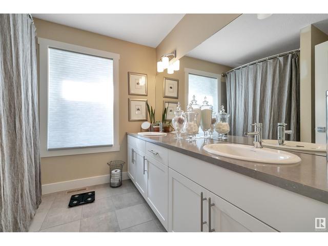 712 180 St Sw, House detached with 4 bedrooms, 3 bathrooms and 3 parking in Edmonton AB | Image 39