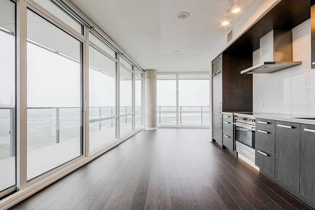 s902 - 120 Bayview Ave, Condo with 2 bedrooms, 2 bathrooms and 1 parking in Toronto ON | Image 23