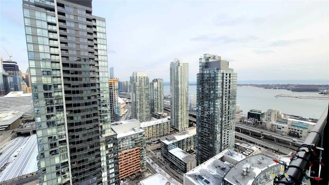 4102 - 25 Capreol Crt, Condo with 1 bedrooms, 1 bathrooms and 1 parking in Toronto ON | Image 6