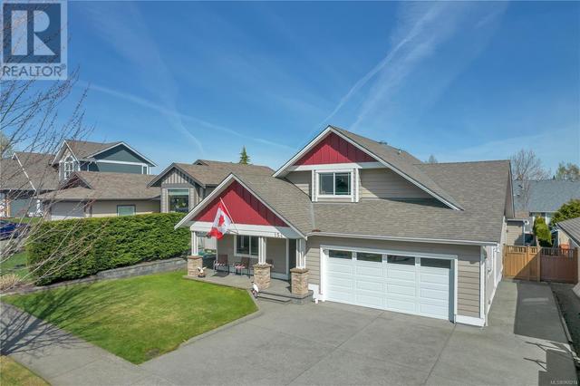 154 Vermont Dr, House detached with 3 bedrooms, 3 bathrooms and 4 parking in Campbell River BC | Image 2