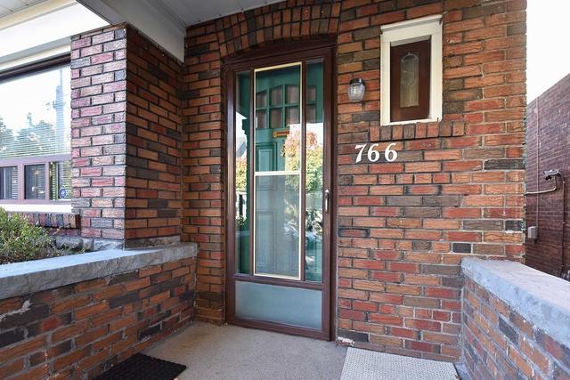 766 Euclid Ave, House semidetached with 3 bedrooms, 2 bathrooms and 2 parking in Toronto ON | Image 23