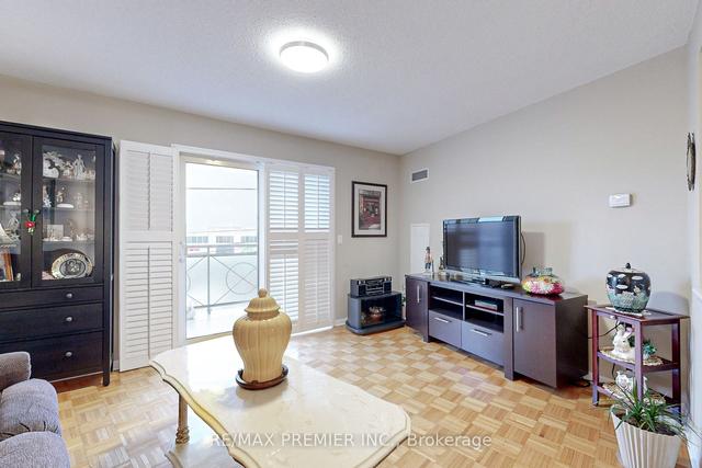 ste 211 - 2500 Rutherford Rd, Condo with 1 bedrooms, 1 bathrooms and 0 parking in Vaughan ON | Image 3