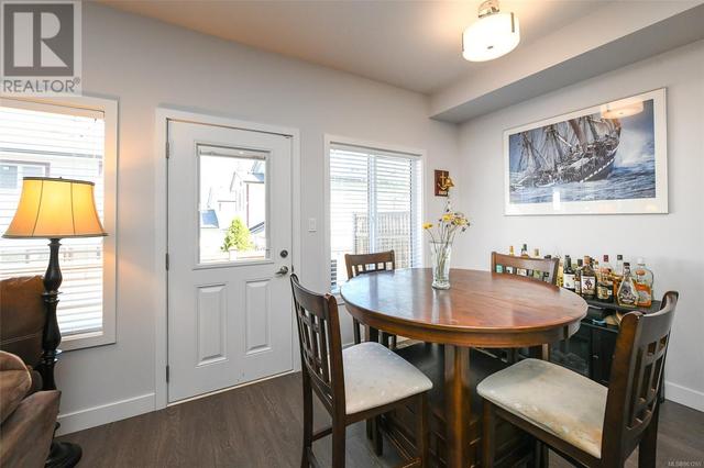 12 - 2109 13th St, House attached with 3 bedrooms, 3 bathrooms and null parking in Courtenay BC | Image 8