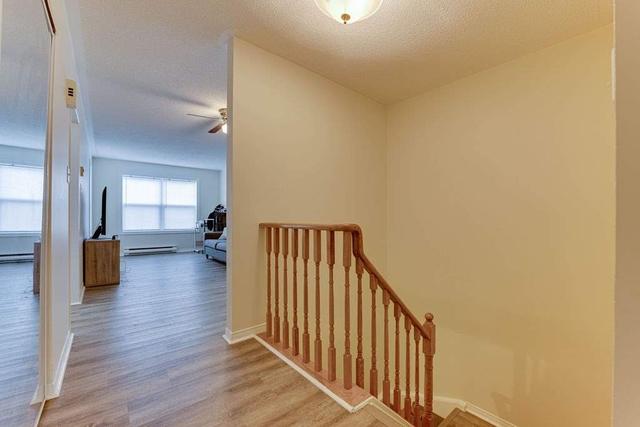 34 - 120 D'ambrosio Dr, Townhouse with 2 bedrooms, 1 bathrooms and 2 parking in Barrie ON | Image 9
