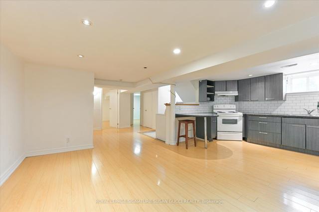 1 Holland Ave, House detached with 4 bedrooms, 3 bathrooms and 2 parking in Toronto ON | Image 19