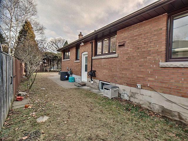 807 Cranston Crt, House detached with 3 bedrooms, 2 bathrooms and 7 parking in Burlington ON | Image 20