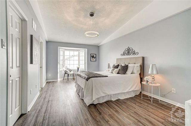 407 Dusk Private, Townhouse with 3 bedrooms, 3 bathrooms and 4 parking in Ottawa ON | Image 16
