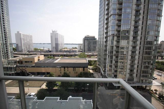 1112 - 10 Navy Wharf Crt, Condo with 2 bedrooms, 2 bathrooms and 1 parking in Toronto ON | Image 13