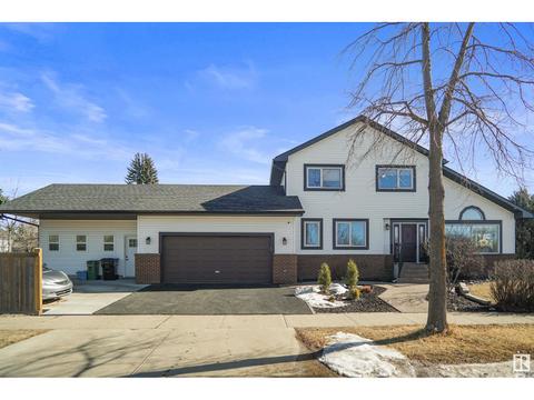 843 Wanyandi Rd Nw, House detached with 5 bedrooms, 3 bathrooms and null parking in Edmonton AB | Card Image