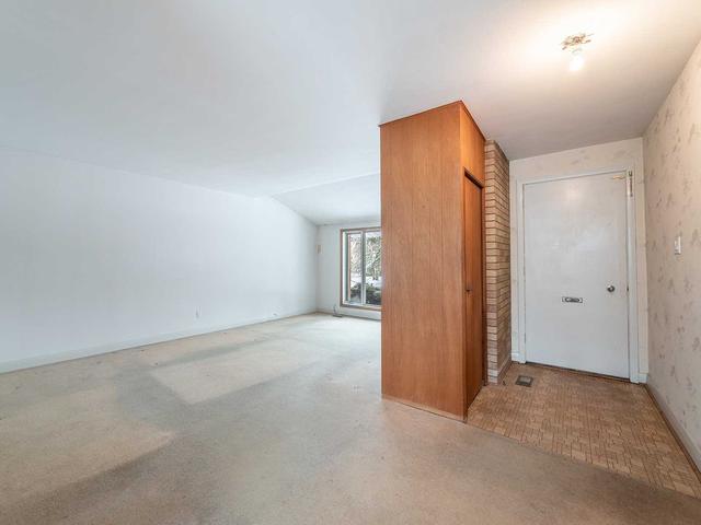 12 Shadwell Pl, House detached with 3 bedrooms, 2 bathrooms and 3 parking in Toronto ON | Image 32