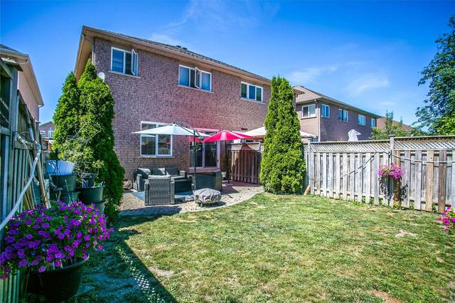 37 Sarno St, House semidetached with 3 bedrooms, 4 bathrooms and 3 parking in Vaughan ON | Image 35