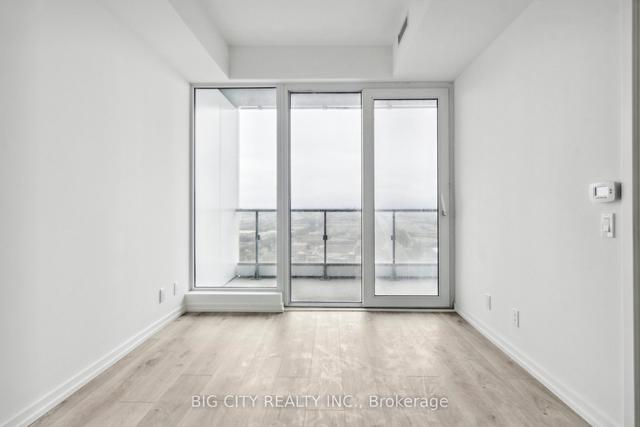 2608 - 7890 Jane St, Condo with 2 bedrooms, 2 bathrooms and 0 parking in Vaughan ON | Image 5