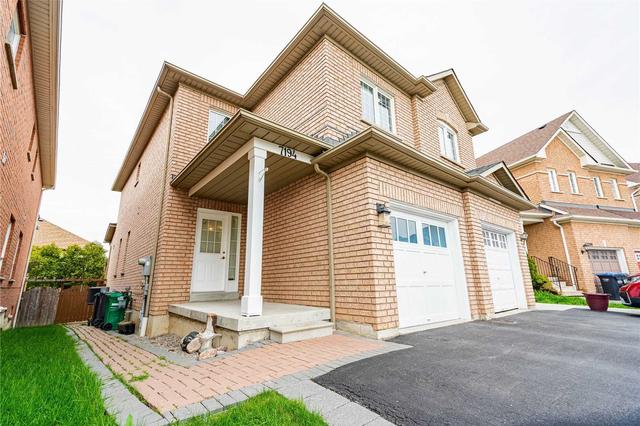 7194 Para Pl, House semidetached with 3 bedrooms, 4 bathrooms and 5 parking in Mississauga ON | Image 12
